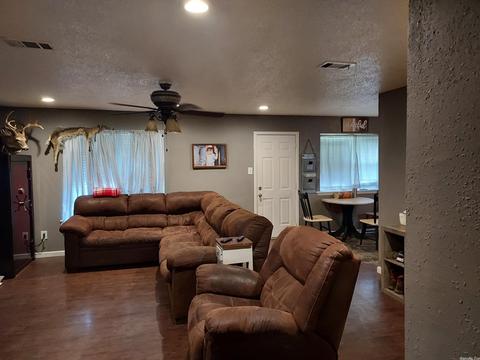 627 S Elm, Beebe, AR 72012 photo 9