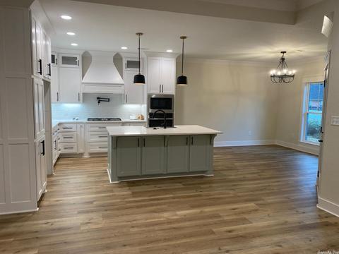 2518 Lilac Dr, Conway, AR 72034 photo 3