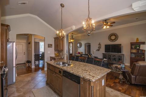 8303 Sapphire Dr, Alexander, AR 72002 photo 13