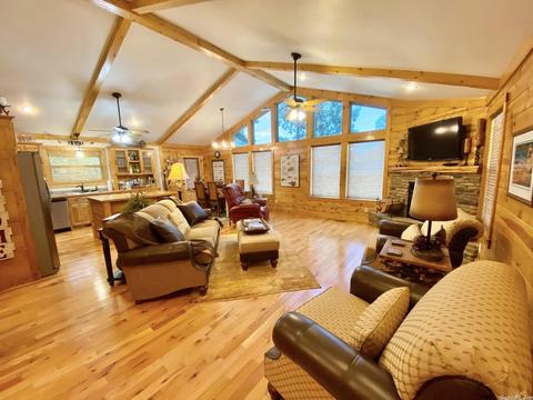 103 Jacobs Ln, Mountain View, AR 72560 photo 4