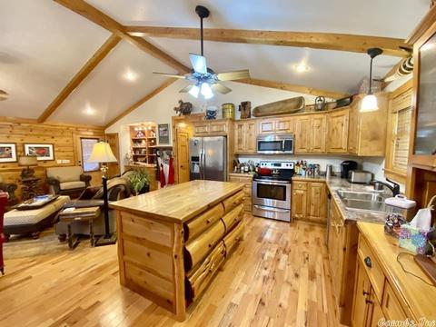 103 Jacobs Ln, Mountain View, AR 72560 photo 2