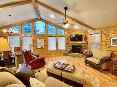 103 Jacobs Ln, Mountain View, AR 72560 photo 3