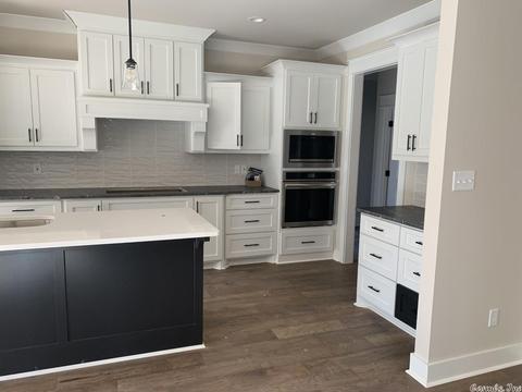 2219 Abigail, Benton, AR 72015 photo 3