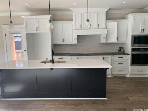 2219 Abigail, Benton, AR 72015 photo 2