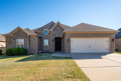 5355 Trinity Xing, Conway, AR 72032 photo 1