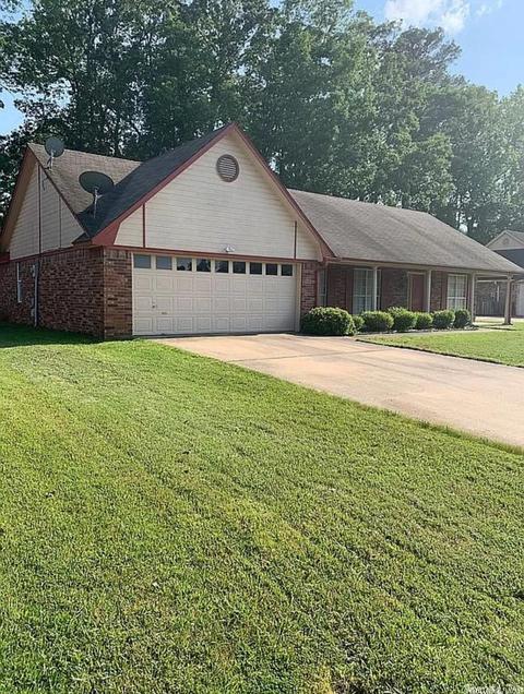 2100 Windsor Colony Dr, Pine Bluff, AR 71603 photo 1