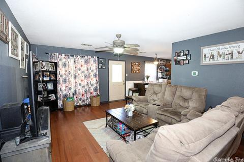 516 Marion St, Benton, AR 72015 photo 7