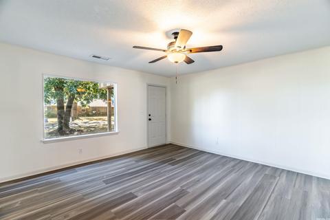 612 Sixth Ave, Conway, AR 72032 photo 7