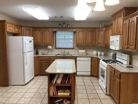 6298 Foxfire Dr, Benton, AR 72019 photo 8