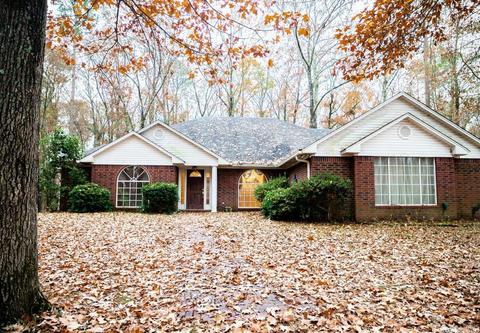 308 Tranquility Ln, Pine Bluff, AR 71603 photo 2