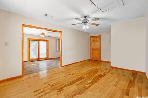 9 Jean Ln, Conway, AR 72032 photo 23