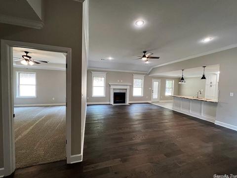 504 Reuben Dr, Alexander, AR 72002 photo 5