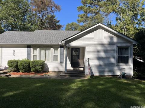 323 E Willis St, Monticello, AR 71655 photo 1