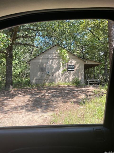 379 Rosboro, Amity, AR 71921 photo 2