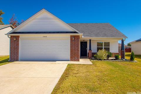 1002 Crossing Loop, Bryant, AR 72022 photo 1