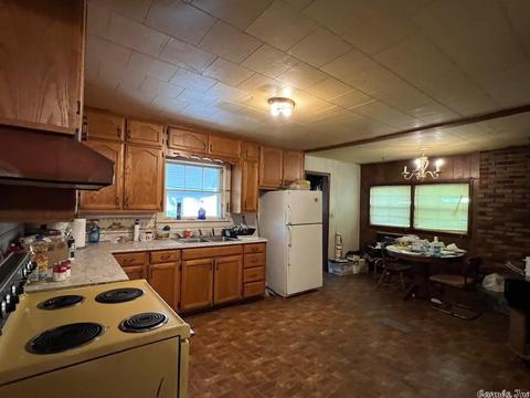 324 S 2nd St, Thayer, MO 65791 photo 11