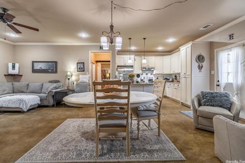 516 Celestial Cv, Benton, AR 72015 photo 17