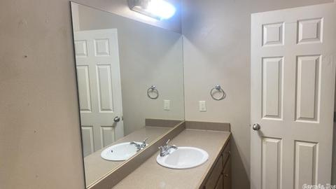 711 Lillian St, Benton, AR 72015 photo 9