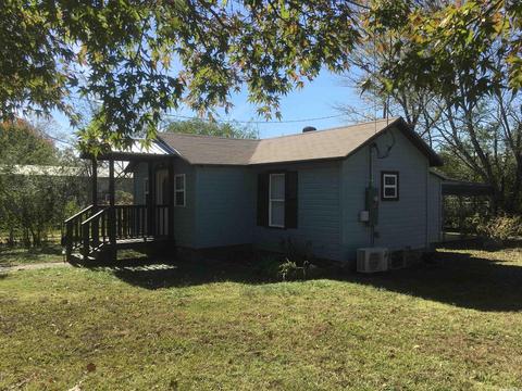 111 W Boundary, Mena, AR 71953 photo 2