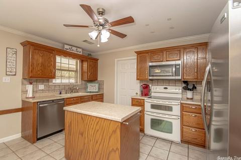 2416 Spring Creek Dr, Benton, AR 72015 photo 11