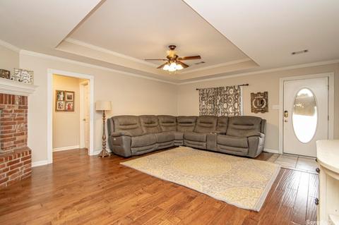 2416 Spring Creek Dr, Benton, AR 72015 photo 3