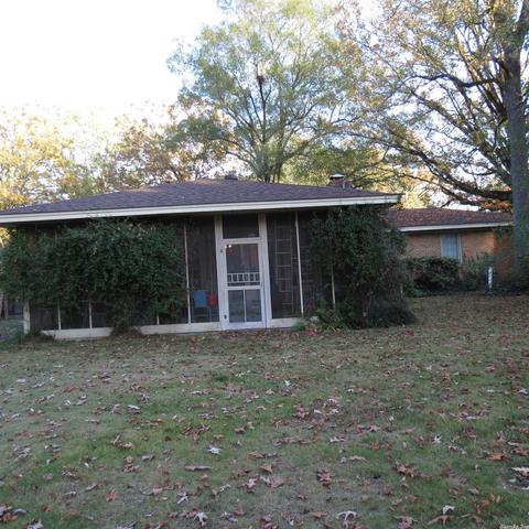 2916 Edgewood Dr, Pine Bluff, AR 71603 photo 4