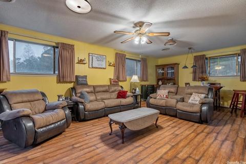 601 Cox St, Benton, AR 72015 photo 3