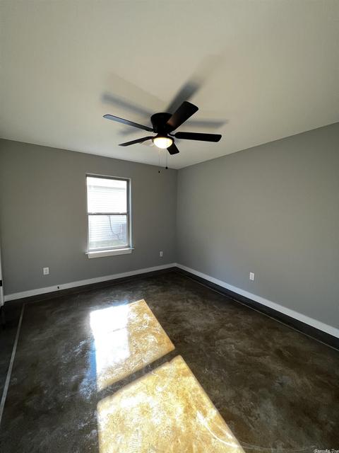 227 Iris St, Haskell, AR 72015 photo 8
