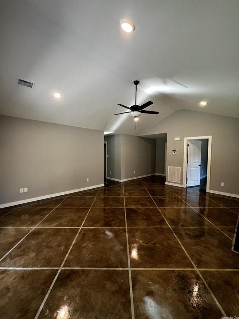 227 Iris St, Haskell, AR 72015 photo 4