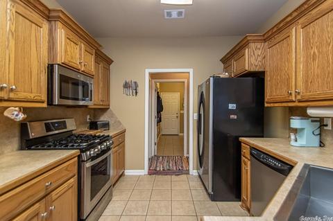 308 Madrid Dr, Benton, AR 72015 photo 17