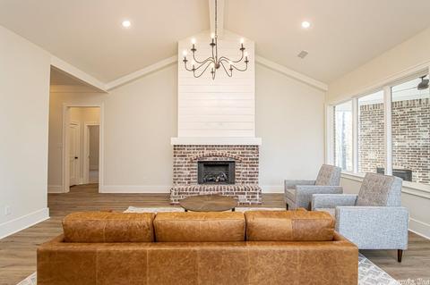 1519 Sawtooth, Benton, AR 72019 photo 11
