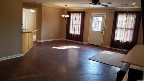 53 Mitchell Cir, Greenbrier, AR 72058 photo 2