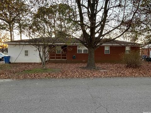 607 NW 3rd St, Corning, AR 72422 photo 1
