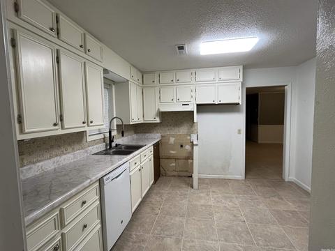 607 NW 3rd St, Corning, AR 72422 photo 13