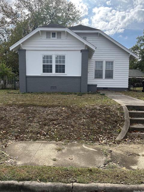 716 W 12th Ave, Pine Bluff, AR 71601 photo 1
