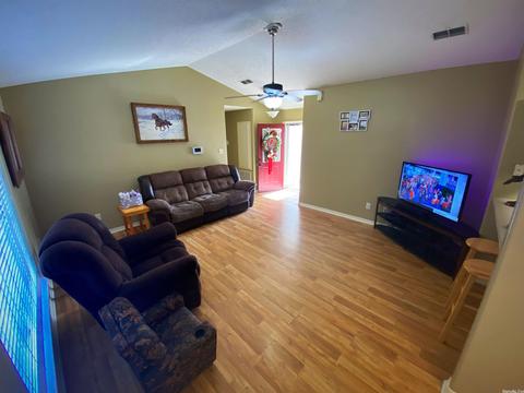 4 Geraldine St, Ward, AR 72176 photo 3