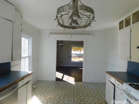 694 Main St, Clinton, AR 72031 photo 9