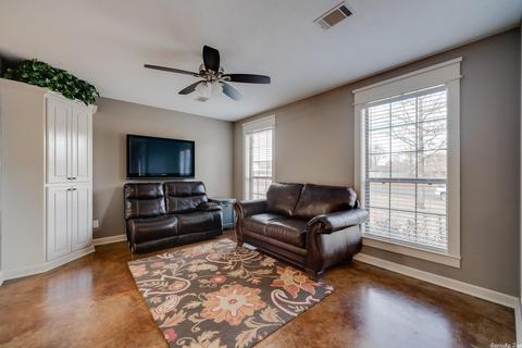 64 Northlake Dr, Conway, AR 72032 photo 7