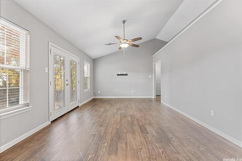 2519 Rolling Brook Dr, Benton, AR 72015 photo 4
