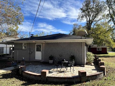 311 N 3rd St, Paris, AR 72855 photo 32