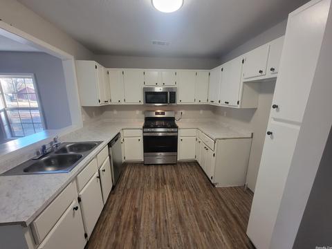 53 Maple St, Dover, AR 72837 photo 2