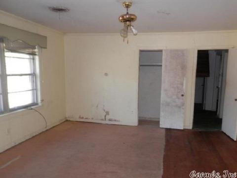 2100 W 32nd Ave, Pine Bluff, AR 71603 photo 3