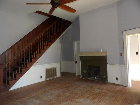 415 E Cedar St, Warren, AR 71671 photo 6