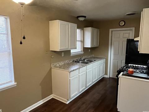 1307 Bailey Dr, Pine Bluff, AR 71601 photo 3