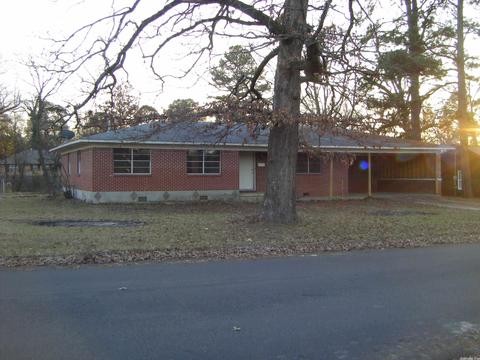 810 E Beech St, Gurdon, AR 71743 photo 2