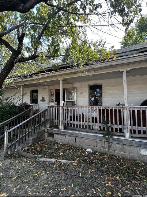 206 E 5th St, Danville, AR 72833 photo 1