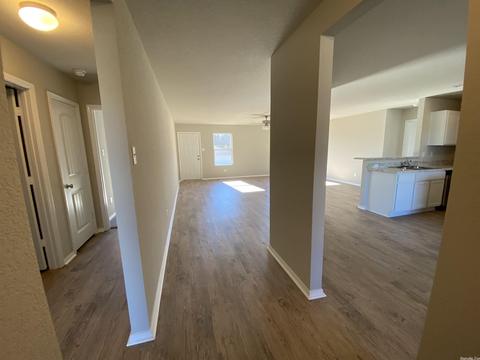 22 Dobbin Dr, Austin, AR 72007 photo 2