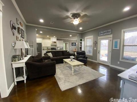 65 Mcgee St, Lonoke, AR 72086 photo 4