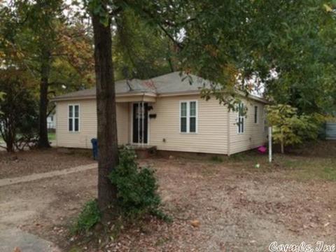 1127 Highland St, Malvern, AR 72104 photo 1