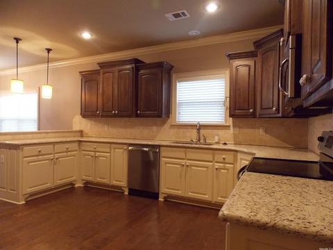 2817 Arbors Cir, Bryant, AR 72022 photo 9